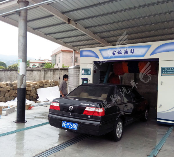 龍海古板加油站